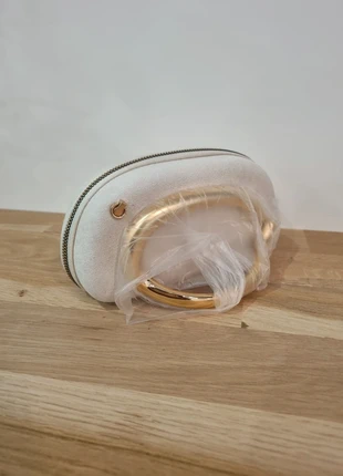 Pochette sac rigide de soirée fêtes crème avec bijoux XXL doré, marke: Tendances Fetes, zustand: Neu, mit Etikett, 11,90 €, 13,20 € inklusive Vinted-Käuferschutz