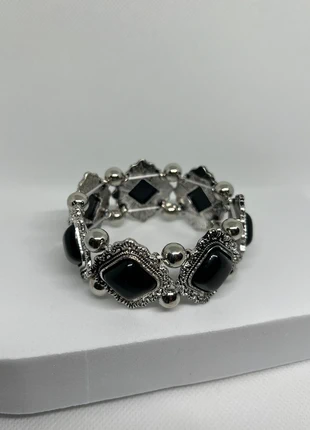 Vintage bracelet, merk: Vintage Dressing, staat: Heel goed, € 9,99, € 11,19 inclusief Kopersbescherming