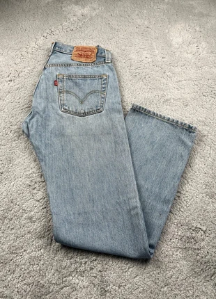 Vintage Jean large levi’s coupe loose fit droite relaxed fit 501 bleu W29 FR36 L30 en coton, brand: Levi's, condizioni: Buone, taglia: S / IT 40 / EU 36, €14.00, €15.40 include la Protezione acquisti