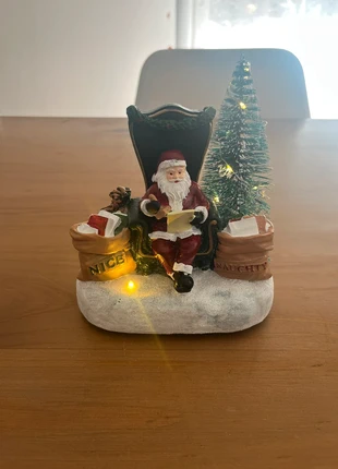 Père Noël lumineux sur son trône en céramique, marque: Lumineux, état: Très bon état, 17,00 €, 18,55 € Protection acheteurs incluse