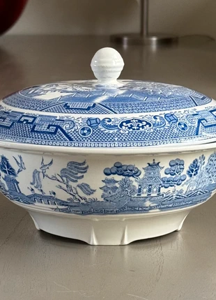 English coup tureen with chinese decor, merk: ENGLAND, staat: Heel goed, € 29,50, € 31,68 inclusief Kopersbescherming
