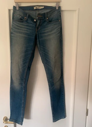 Jeans Levi’s, marque: Levi Strauss & Co., état: Très bon état, taille: M / 38 / 10, 8,00 €, 9,10 € Protection acheteurs incluse