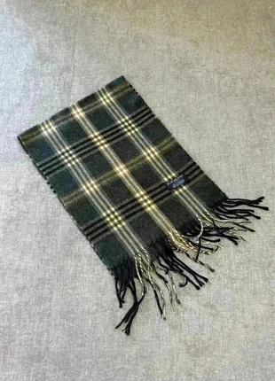 Écharpe Burberry bleu marine, marke: Burberry, zustand: Sehr gut, 45,00 €, 47,95 € beinhaltet Vinted-Käuferschutz Pro