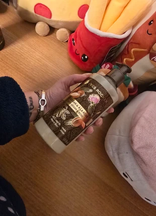 Latte Corpo, merk: Yves Rocher, staat: Nieuw met prijskaartje, € 3,00, € 3,85 inclusief Kopersbescherming