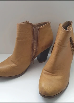 Bottine camel/moutarde Pimkie en Taille 40, marque: Pimkie, état: Bon état, taille: 40, 2,00 €, 2,80 € Protection acheteurs incluse