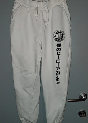 Jogging MHA, marque: My Hero Academia, état: Très bon état, taille: 12 ans / 152 cm, 3,00 €, 3,85 € Protection acheteurs incluse