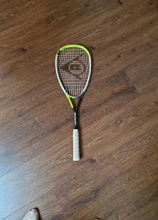 Dunlop squashe racket, marque: Dunlop, état: Très bon état, 20,00 €, 21,70 € Protection acheteurs incluse