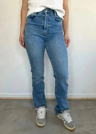 Pantalon/Jean Zara Taille Haute Bleu, Taille 34, merk: Zara, staat: Heel goed, maat: XS / 34 / 6, € 6,00, € 7,00 inclusief Kopersbescherming