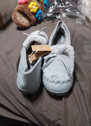 Chausson femme neuve taille 5 (38), marque: Dunlop, état: Neuf avec étiquette, taille: 38, 3,00 €, 3,85 € Protection acheteurs incluse