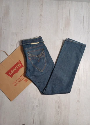 Jean Levi’s 504 Straight Coupe Droite W29 L32 Bleu foncé JL64, marke: Levi's, zustand: Sehr gut, größe: M / 38 / 10, 18,00 €, 19,60 € inklusive Vinted-Käuferschutz