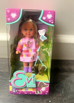 Poupée Evi Love avec ses petits chiens, marke: Steffi Love, zustand: Neu, mit Etikett, größe: 3 Jahre / 98, 8,00 €, 9,10 € inklusive Vinted-Käuferschutz