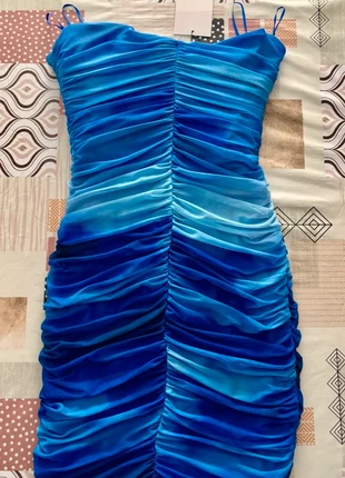 Vestido azul de Zara drapeado, marque: Zara, état: Neuf avec étiquette, taille: S / 36 / 8, 19,99 €, 21,69 € Protection acheteurs incluse