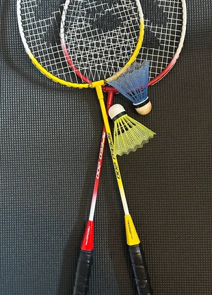 raquette de badminton techno pro speed 200 - rouge jaune, marque: TechnoPro, état: Très bon état, 10,00 €, 11,20 € Protection acheteurs incluse