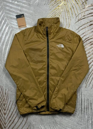 Doudoune fine the north face moutarde logo imprimer blanc devant, brand: The North Face, condizioni: Ottime, taglia: XS, €25.00, €26.95 include la Protezione acquisti Pro