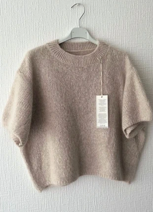 Pull tee shirt en beige, marque: Boutique indépendante, état: Très bon état, taille: S / 36 / 8, 35,00 €, 37,45 € Protection acheteurs (Pro) incluse