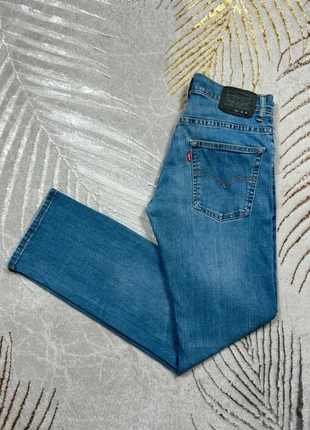 Pantalon jean Lévis 511 bleu Coupe slim fit W28 28, merk: Levi's, staat: Heel goed, maat: W28 | FR 38, € 25,00, € 26,95 inclusief Kopersbescherming Pro