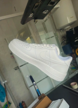 Nike Air Force 1 blanche | neuf 🏷 1.1, marque: Air Force, état: Neuf avec étiquette, taille: 44, 55,00 €, 58,45 € Protection acheteurs incluse