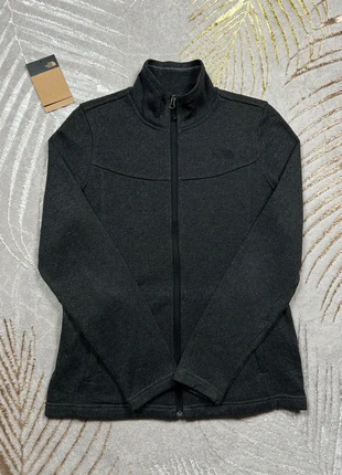 Gilet polaire the north face gris foncé logo imprimer noir, brand: The North Face, condizioni: Ottime, taglia: L / IT 44 / EU 40, €25.00, €26.95 include la Protezione acquisti Pro