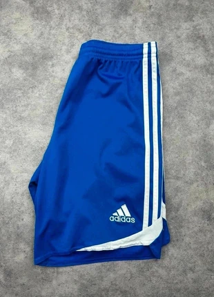 Short Adidas | Taille S | Couleur bleu, marque: adidas, état: Très bon état, taille: S, 8,00 €, 9,10 € Protection acheteurs (Pro) incluse