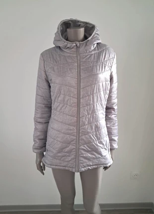 🧥 Doudoune fine femme M grise à capuche très bon état, marque: sansnom., état: Très bon état, taille: M / 38 / 10, 6,65 €, 7,68 € Protection acheteurs incluse