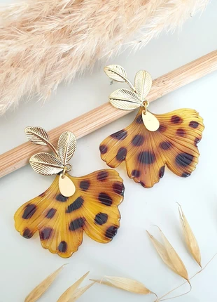 Boucles d'oreilles pendantes avec feuilles de ginkgo translucide avec motifs léopard 🐆, condition: Very good, €9.00, €10.15 includes Buyer Protection Pro