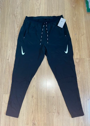 Nike running aeroswift adv, marke: Nike, zustand: Neu, mit Etikett, größe: XL, 70,00 €, 74,20 € inklusive Vinted-Käuferschutz