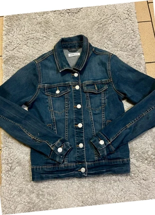 Veste en jean femme Cache Cache – Broderie skull USA – Style rock & tendance, marque: Cache Cache, état: Neuf sans étiquette, taille: 12 ans / 152 cm, 10,99 €, 12,24 € Protection acheteurs incluse