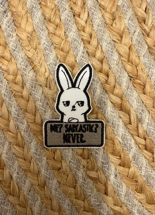 Écusson thermocollant Lapin sarcastique, condition: Very good, €3.50, €4.38 includes Buyer Protection Pro