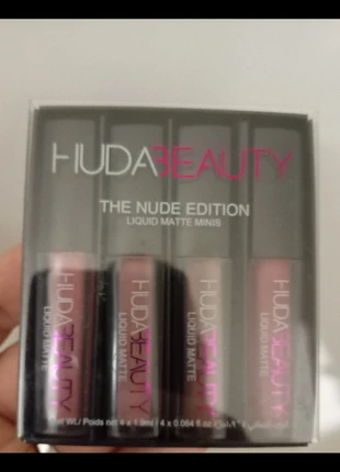 Gloss x4 Huda Beauty, brand: Huda Beauty, condition: New with tags, €14.50, €15.93 includes Buyer Protection