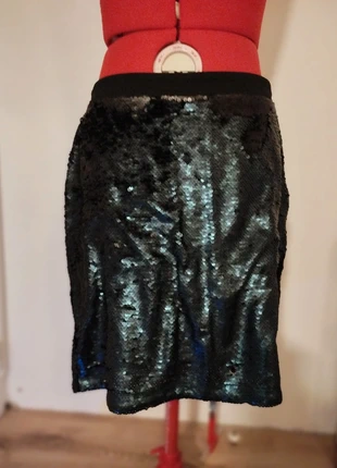 Jupe à paillettes, marke: Camaïeu, zustand: Neu, größe: XL / 42 / 14, 3,50 €, 4,38 € inklusive Vinted-Käuferschutz