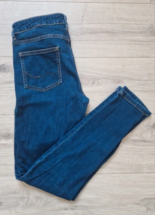 Jean slim femme Morgan taille 38, brand: Morgan, condizioni: Buone, taglia: M / IT 42 / EU 38, €5.99, €6.99 include la Protezione acquisti