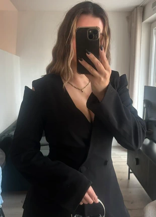 CHPTR-S cut out statement blazer black, marque: chptr-s, état: Très bon état, taille: S / 36 / 8, 95,00 €, 100,45 € Protection acheteurs incluse