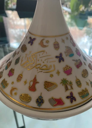 Tajine Decorativa in Ceramica – Motivi Dorati Ramadan, Perfetta da Regalo, état: Bon état, 20,00 €, 21,70 € Protection acheteurs incluse