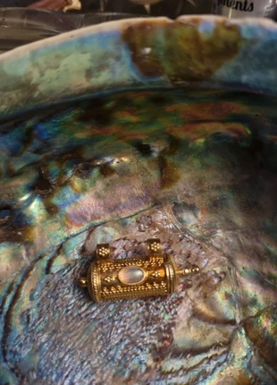 Gold plated moonstone poison pendant, marque: Vintage Dressing, état: Neuf sans étiquette, 15,00 €, 16,45 € Protection acheteurs incluse