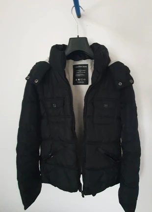 Piumino Calvin Klein nero, brand: Calvin Klein, condizioni: Ottime, taglia: S / IT 40 / EU 36, €31.50, €33.78 include la Protezione acquisti