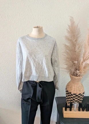 Pull gris chiné H&M – Taille M – Style casual confortable 🩶, brand: H&M, condition: Very good, size: M / 38 / 10, €15.00, €16.45 includes Buyer Protection Pro