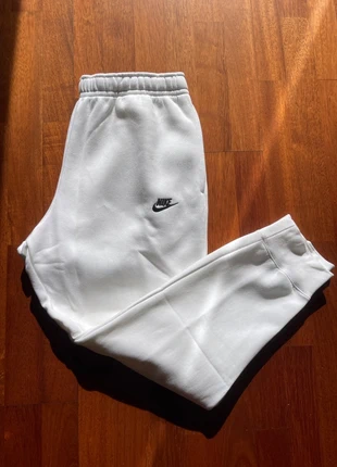 Pantalón Deporte Nike, marque: Nike, état: Neuf avec étiquette, taille: XL, 32,00 €, 34,30 € Protection acheteurs incluse