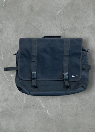 Sac d’ordinateur Nike Noir Technique Solo Swoosh, marque: Nike, état: Très bon état, 34,90 €, 37,35 € Protection acheteurs incluse