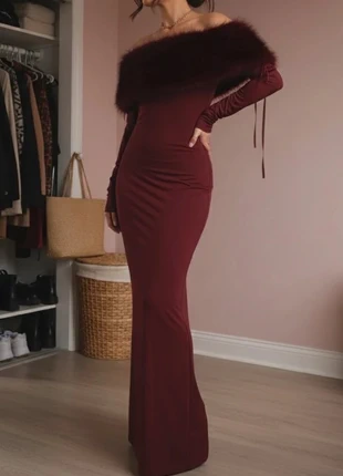 Robe longue bordeaux épaules dénudées avec bande effet fourrure – Taille S, marque: Lysséa, état: Très bon état, taille: S / 36 / 8, 44,90 €, 47,85 € Protection acheteurs incluse