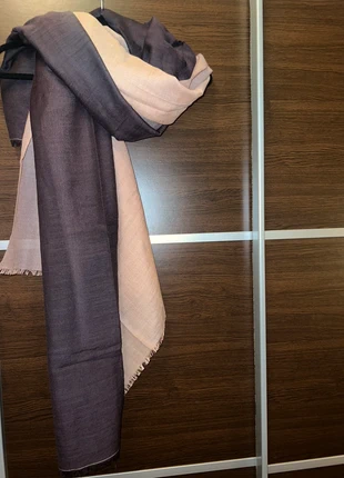 Becksondergard silk woll scarf blue beige 200x100, merk: Becksöndergaard, staat: Heel goed, € 30,00, € 32,20 inclusief Kopersbescherming