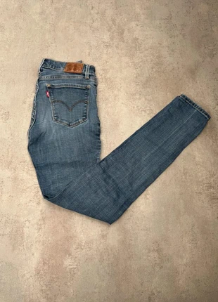 Jean Levi’s 710 Super Skinny Femme Bleu vintage – Taille 32, brand: Levi's, condition: Very good, size: XXS / 32 / 4, €22.00, €23.80 includes Buyer Protection Pro
