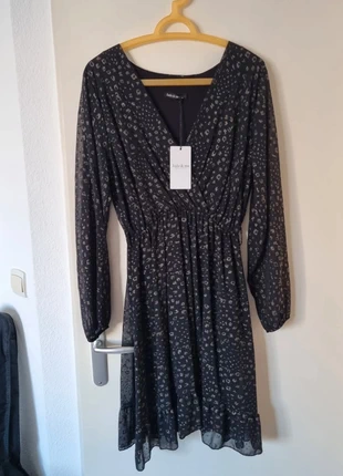 Robe noire imprimé léopard dorée col en V manches longues taille xxl neuve, merk: Jade & me, staat: Nieuw met prijskaartje, maat: XXL / 44 / 16, € 18,00, € 19,60 inclusief Kopersbescherming