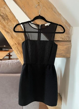 Petite robe noire sans manches Sandro | Taille 1, marke: Sandro, zustand: Sehr gut, größe: S / 36 / 8, 22,00 €, 23,80 € inklusive Vinted-Käuferschutz