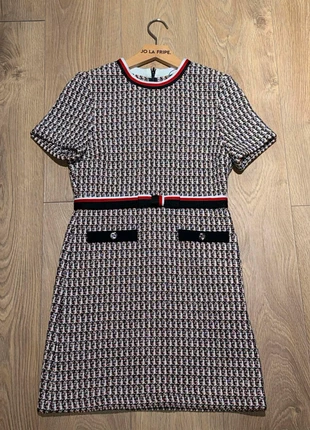 Robe Maje T.38 (M) Très bon état., merk: Maje, staat: Heel goed, maat: M / 38 / 10, € 130,00, € 137,20 inclusief Kopersbescherming Pro