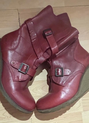 Bottesmarque kickers rouge vintage en cuir made in italy vintage y2k, brand: Kickers, condition: Very good, size: 39, €25.00, €26.95 includes Buyer Protection