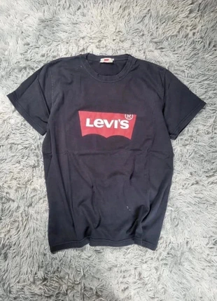 T-shirt Vintage Levi's Logo Rouge Noir 90's Marque T-shirt Logo Rétro, marque: Levi's, état: Bon état, taille: L, 7,00 €, 8,05 € Protection acheteurs (Pro) incluse