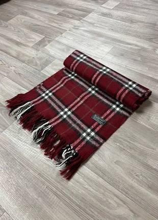 Echarpe Burberry Vintage 100% lambswool 90s, brand: Burberry, condition: Very good, €30.00, €32.20 includes Buyer Protection