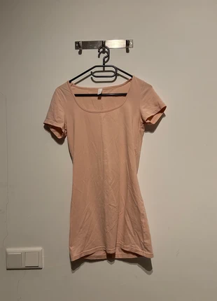 Roze jurk tshirt vero moda maat M, merk: Vero Moda, staat: Nieuw zonder prijskaartje, maat: M / 38 / 10, € 2,00, € 2,80 inclusief Kopersbescherming