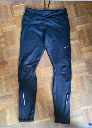 Superbe Legging Nike taille S Ref 19IT264, merk: Nike, staat: Heel goed, maat: S / 36 / 8, € 10,80, € 12,04 inclusief Kopersbescherming