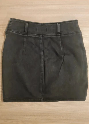 Jupe noir marque Bershka taille 38, brand: Bershka, condition: Very good, size: M / 38 / 10, €3.70, €4.59 includes Buyer Protection